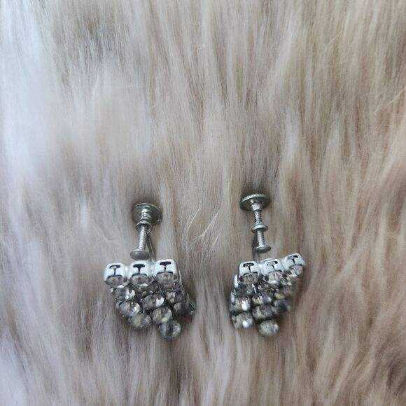 Vintage Screwback Clip-On Rhinestone Cluster‎ Dangle Earrings - Picture 3 of 4